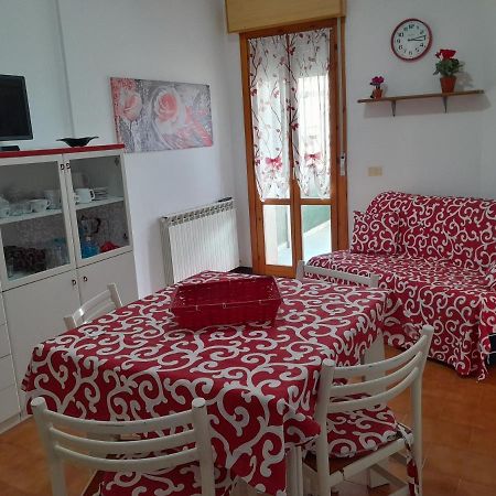 Tra Cinque Terre E Versilia Apartment Marinella di Sarzana Ngoại thất bức ảnh